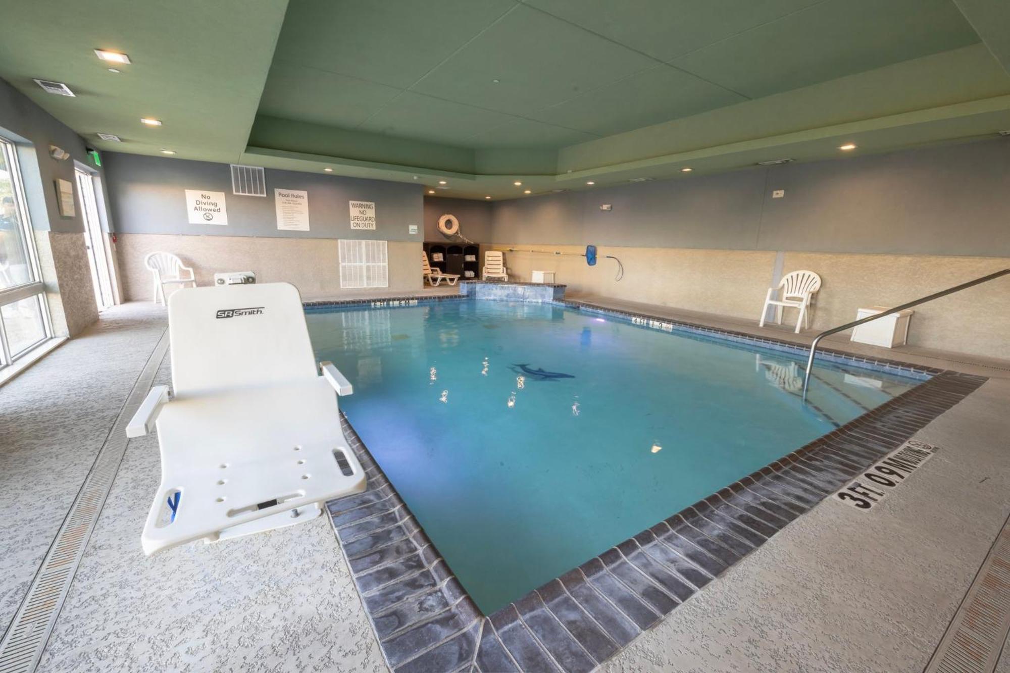 Holiday Inn Express & Suites Dallas Ne Arboretum Garland Ngoại thất bức ảnh